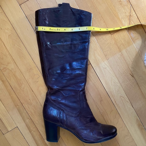 Frye Carson Heel Tab Boots - Picture 7 of 7